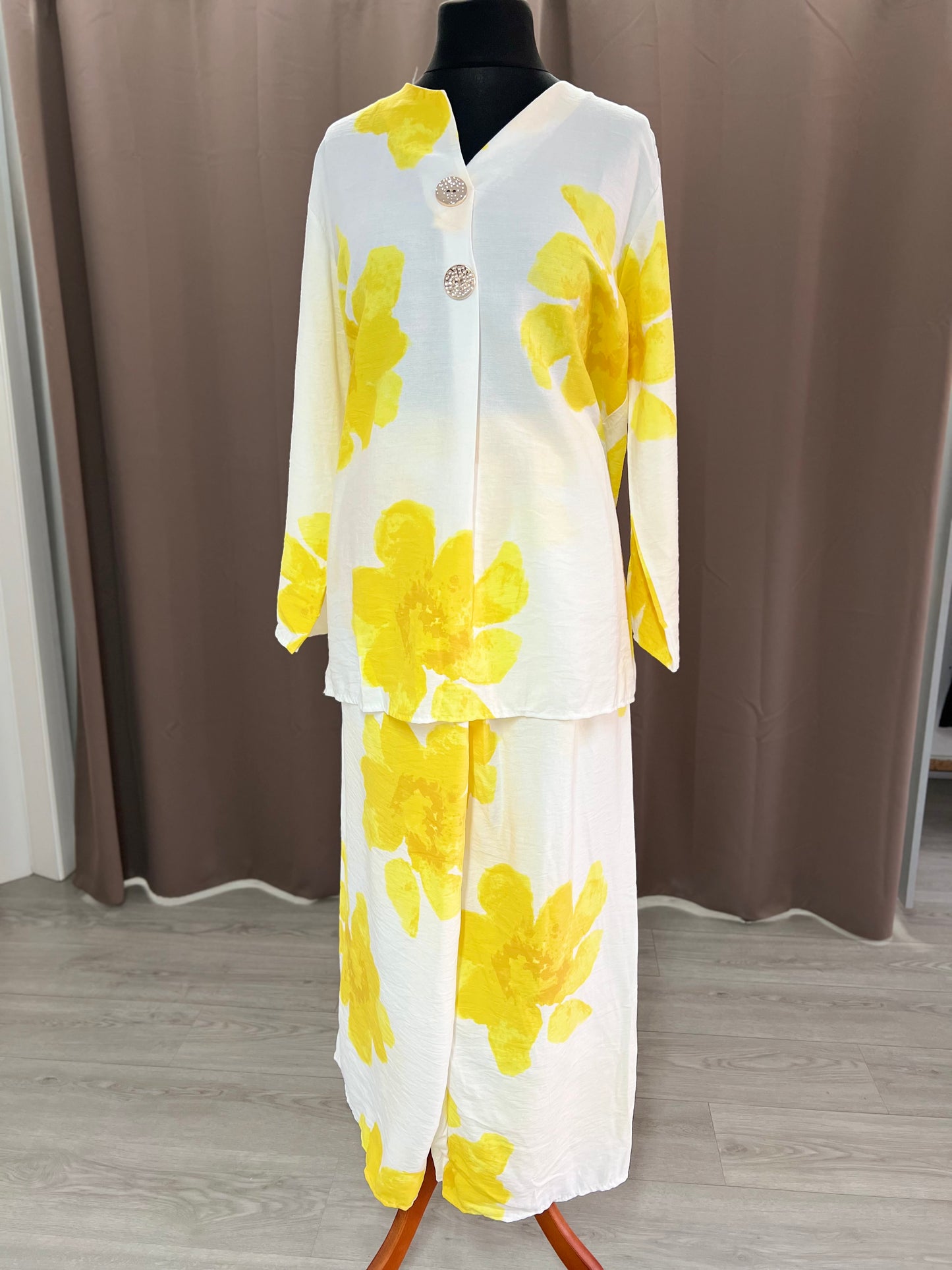 Conjunto flora amarillas
