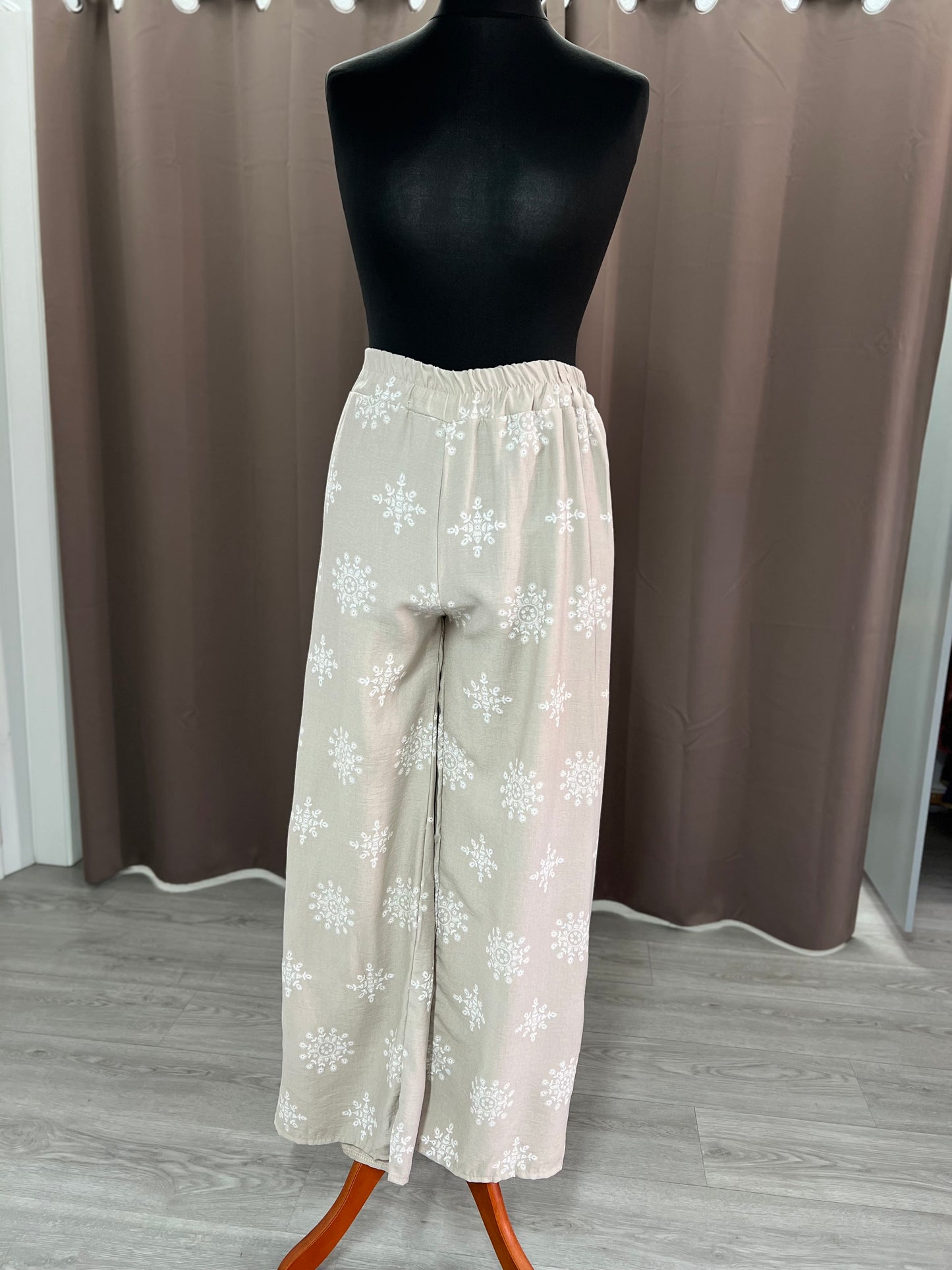 Conjunto tribal taupe