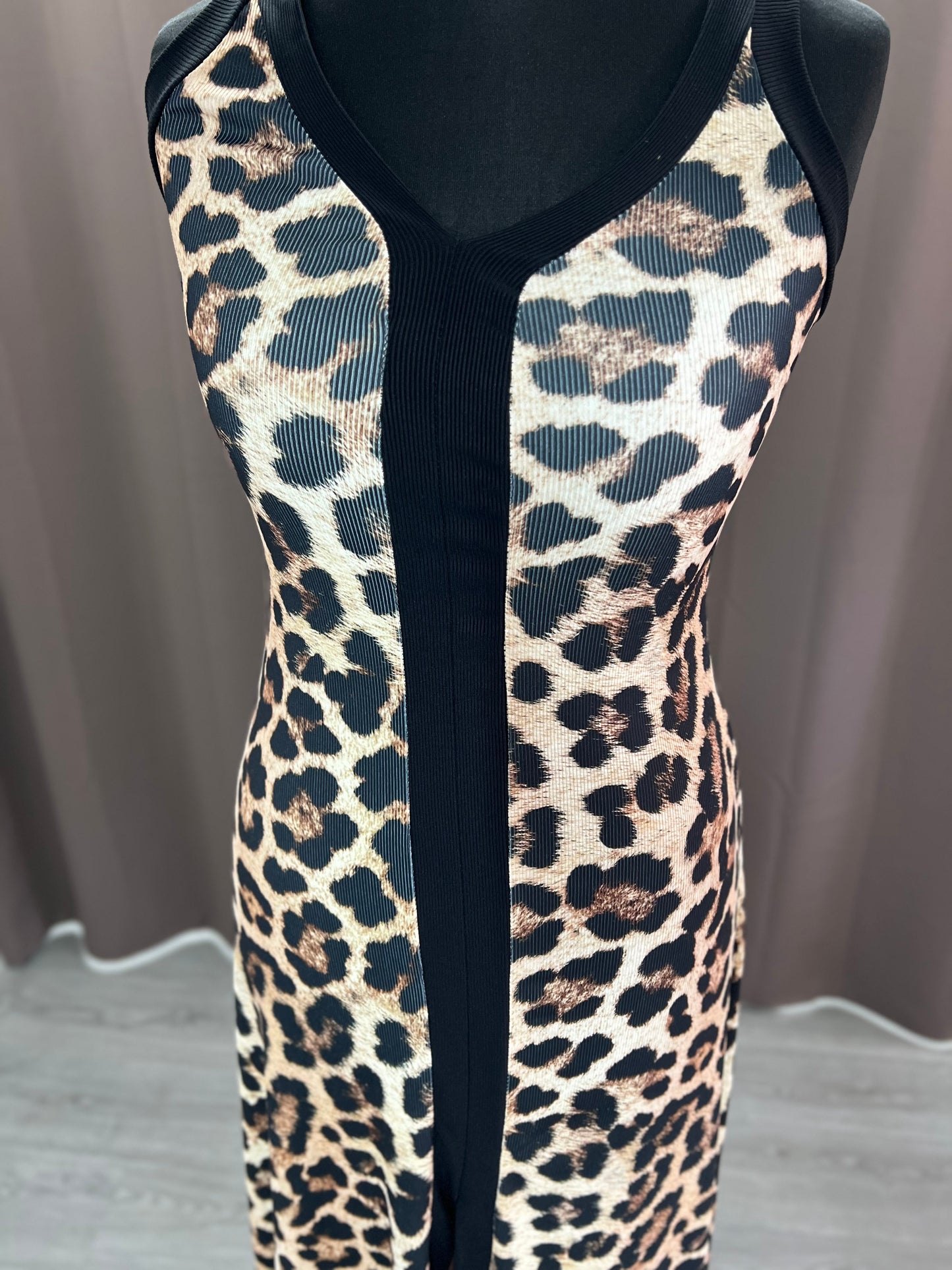 Vestido leo