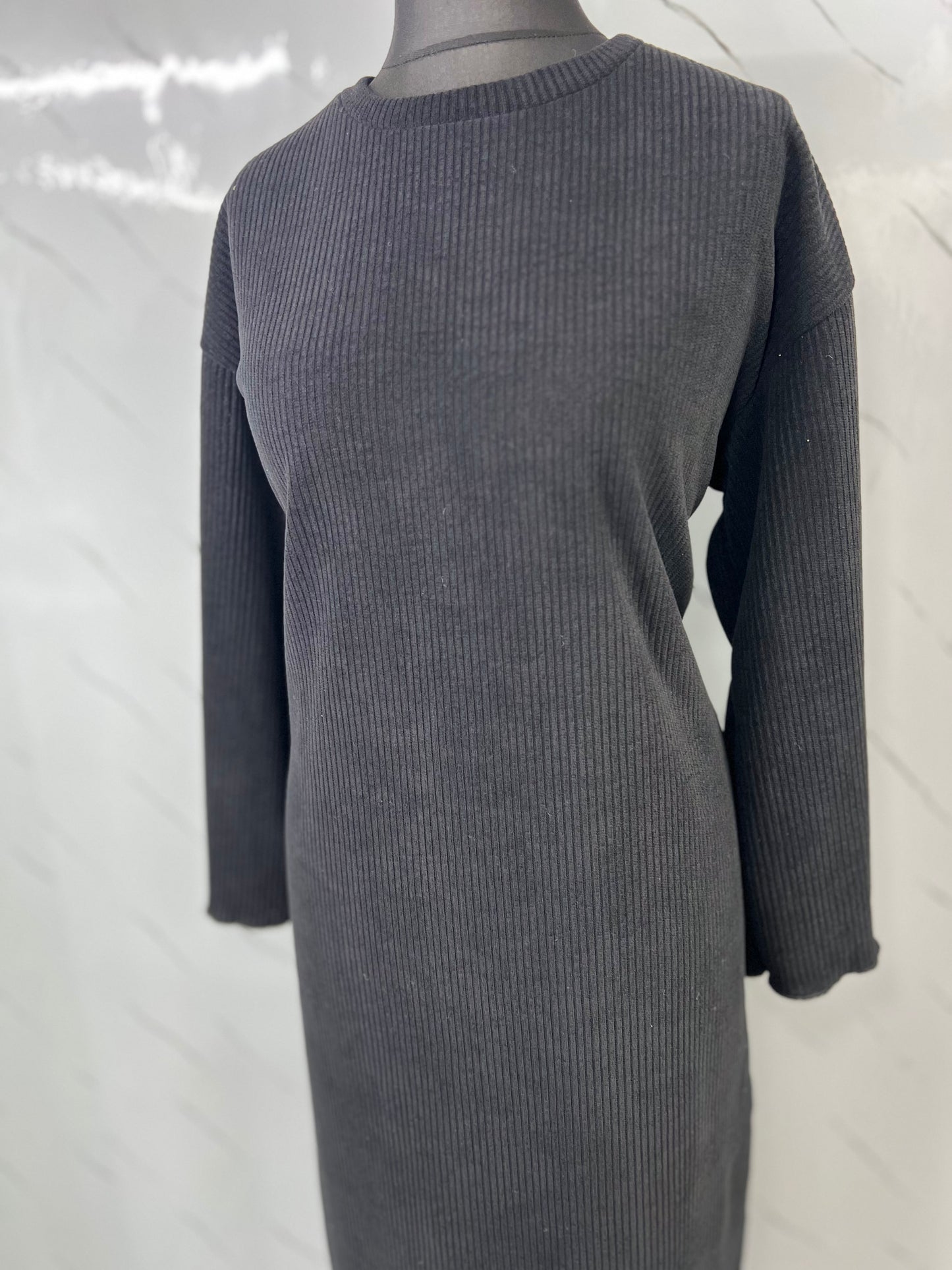 Vestido de pana negro