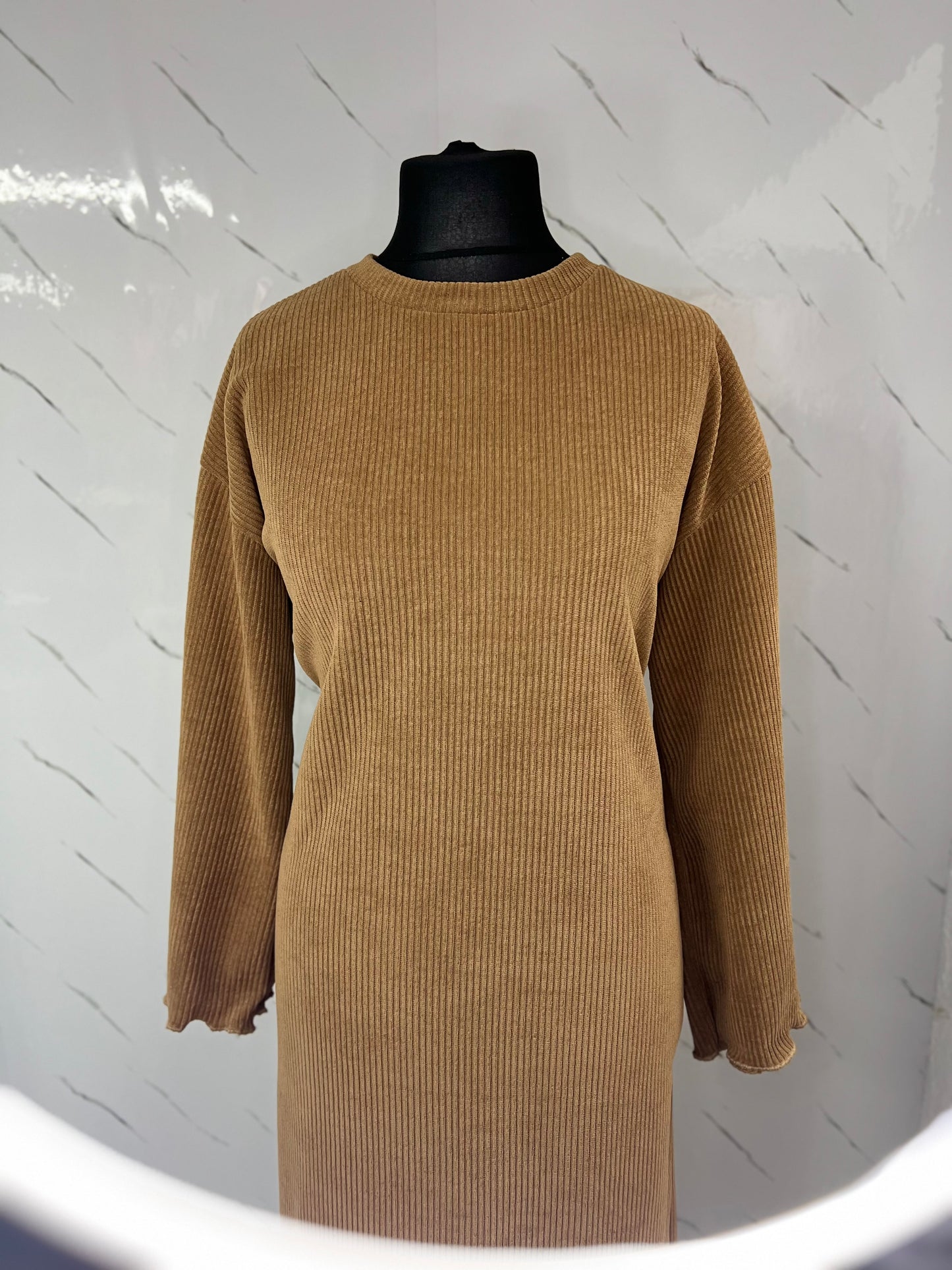 Vestido de pana marrón