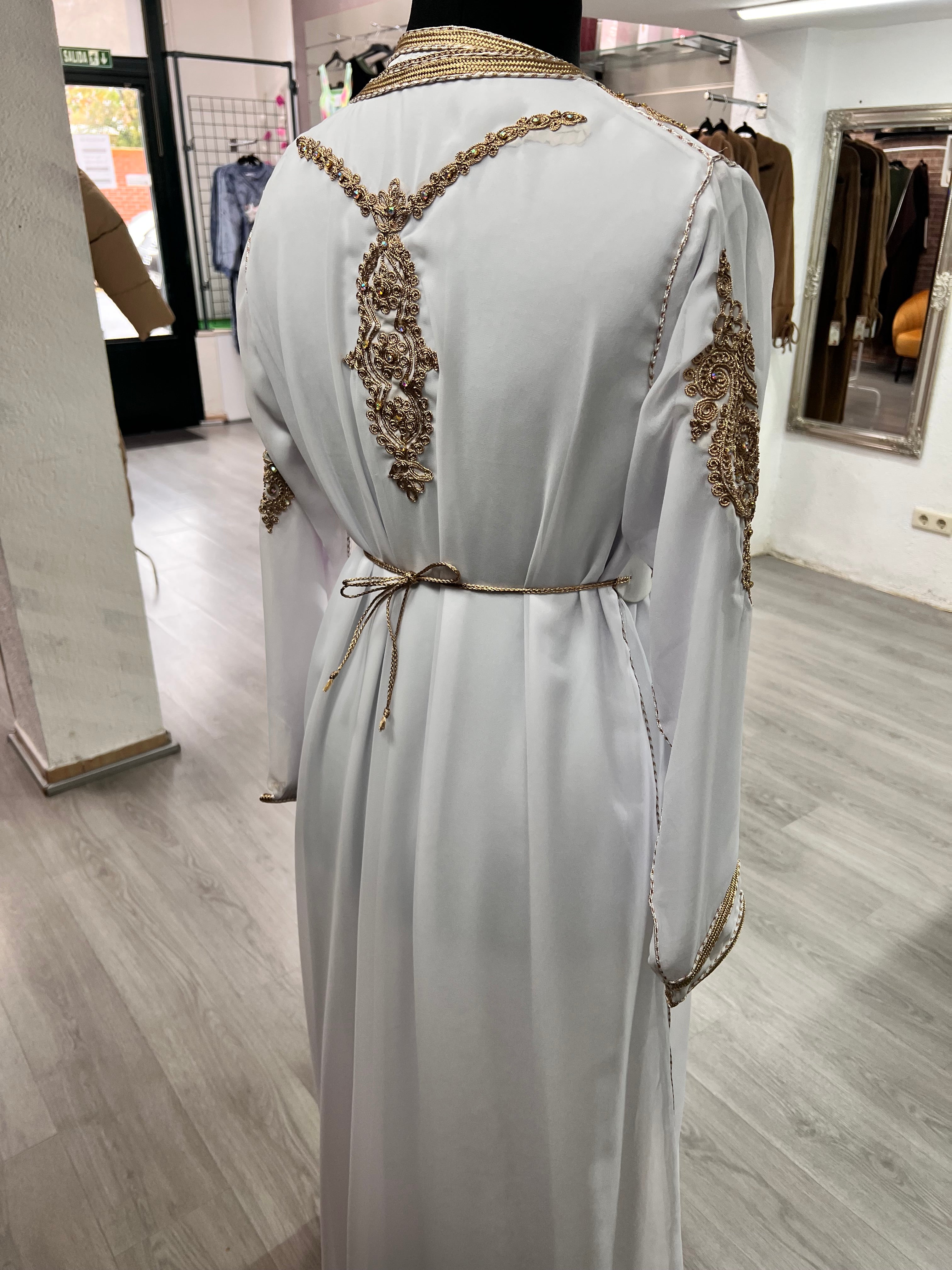 Takchita color blanco