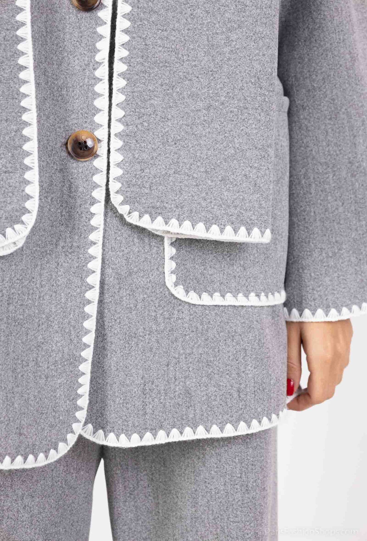 Conjunto con bufanda Gris