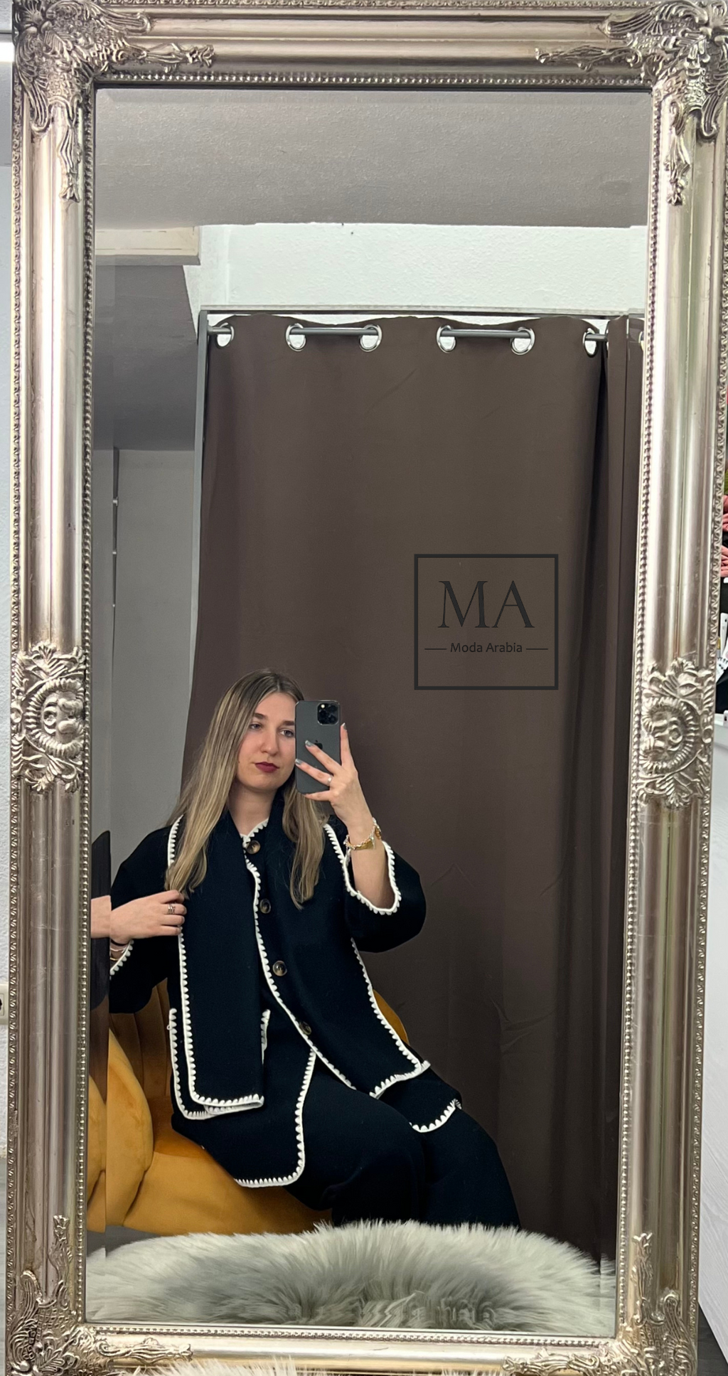 Conjunto con bufanda Negro