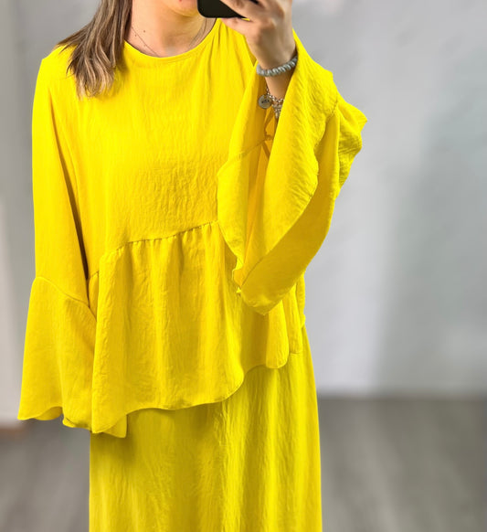 Conjunto falda amarillo