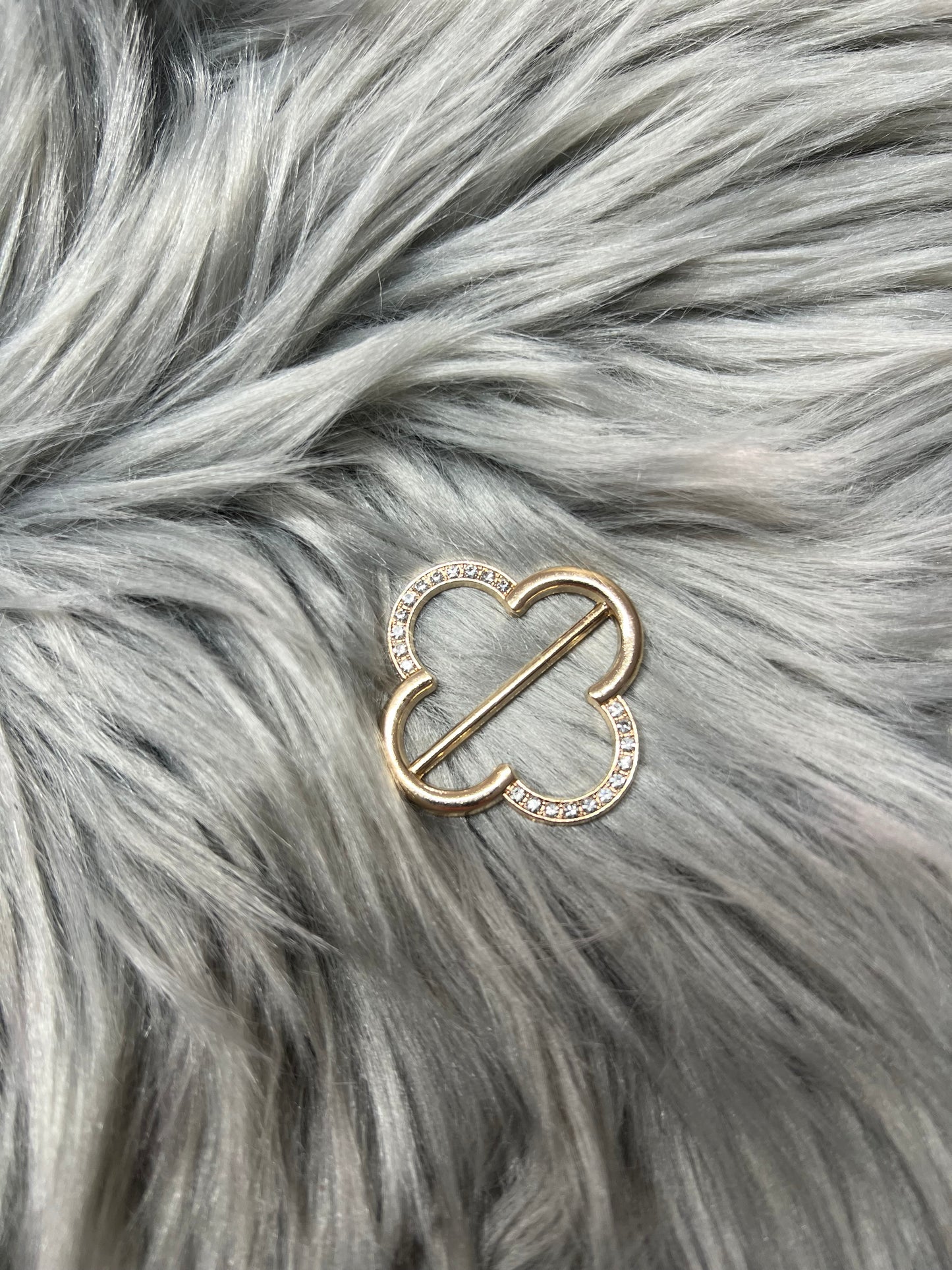 Broche