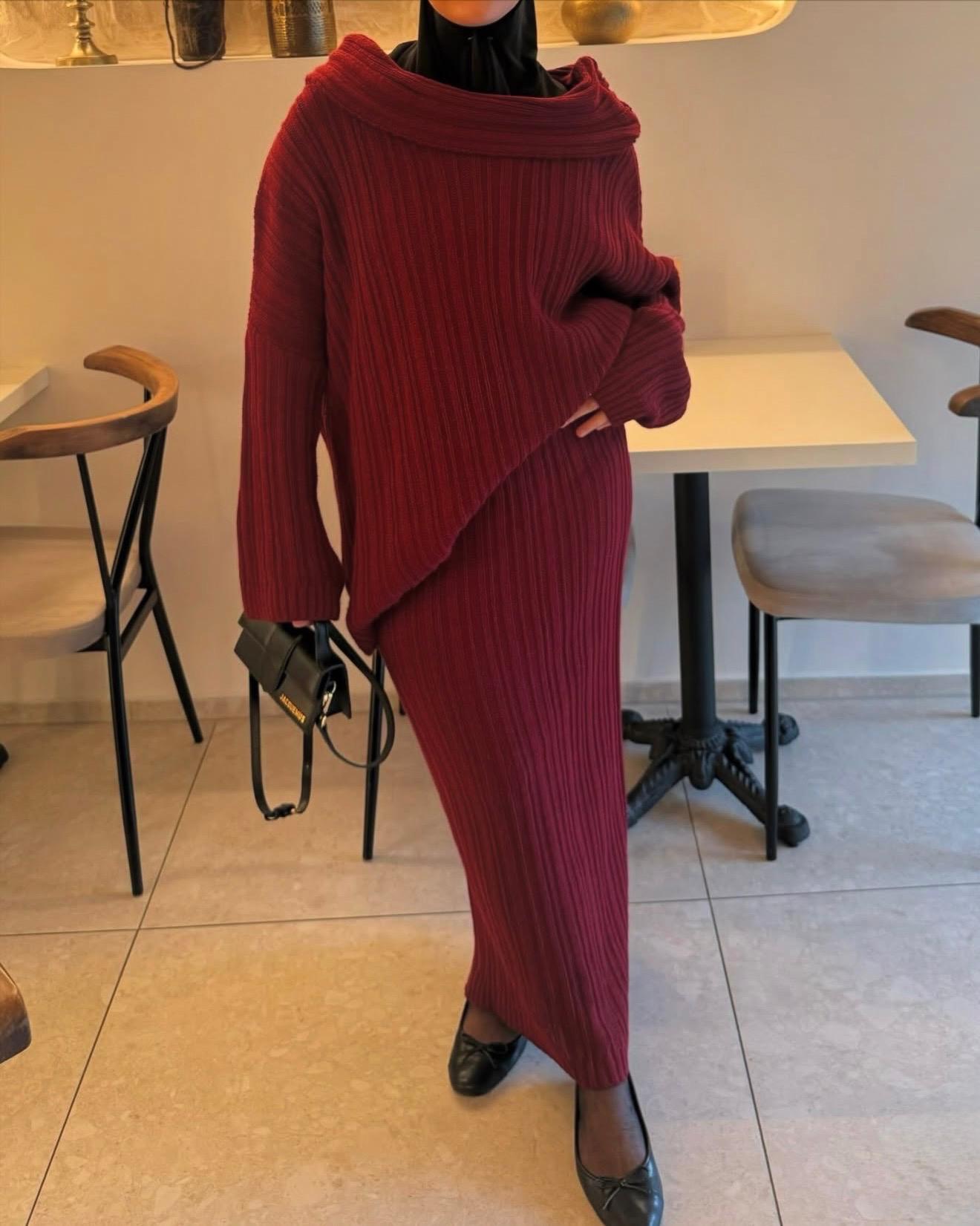 Conjunto de punto: Cuello barco + Falda Borgoña