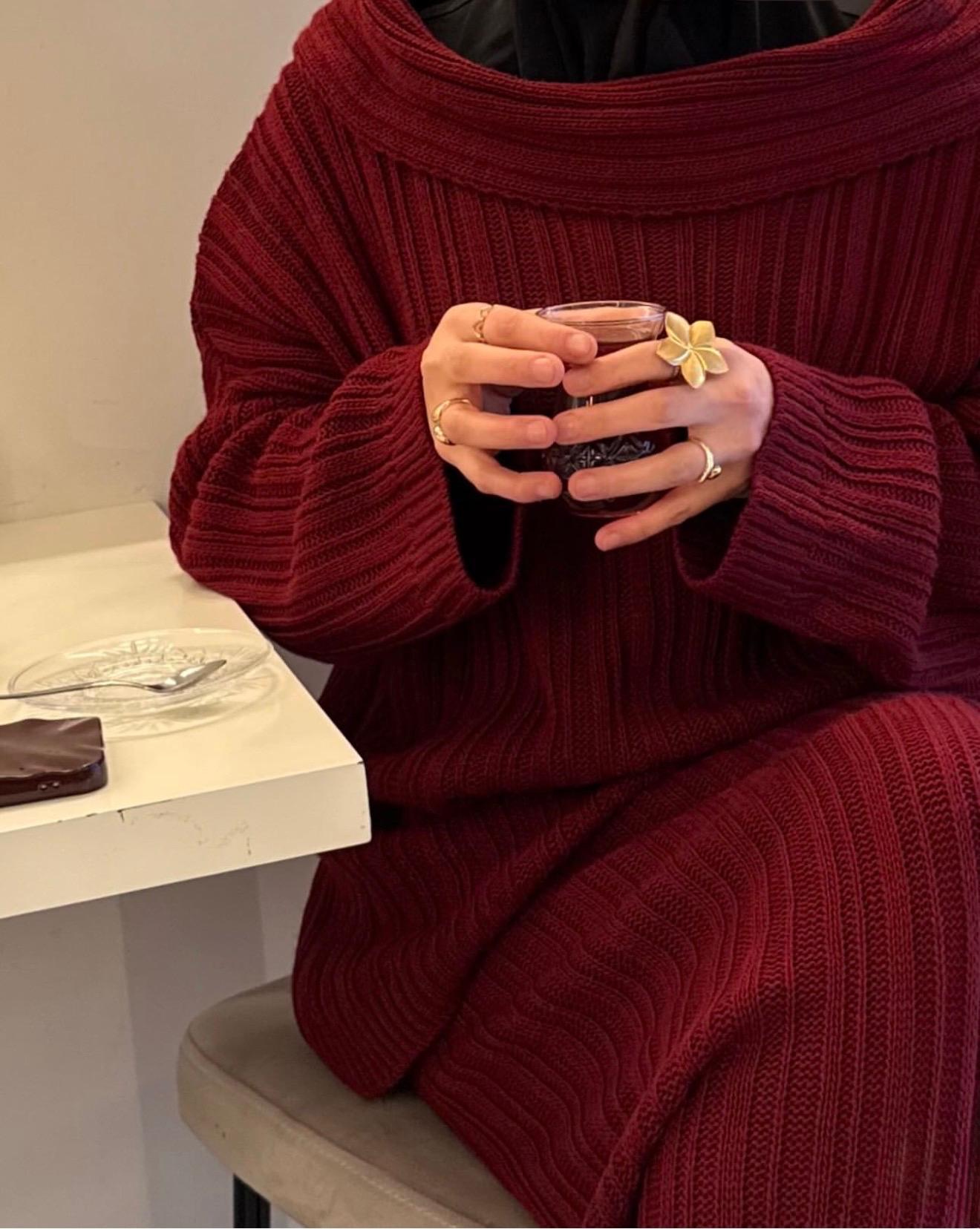 Conjunto de punto: Cuello barco + Falda Borgoña